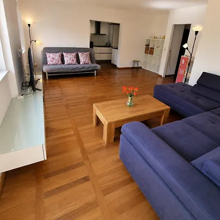 Daire Mountain View Spacious With 2 Parking *